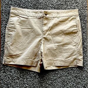 Old Navy Everyday Short